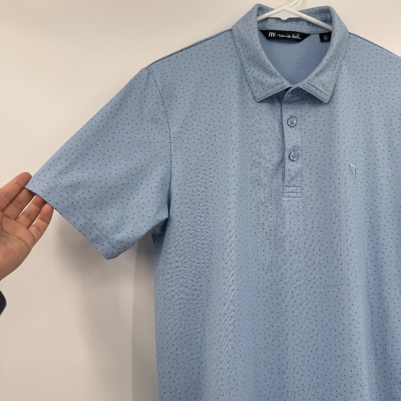Travis Mathew Polo Shirt Men Medium Blue Short Sleeve Golf Preppy Sprinkles - Picture 2 of 9